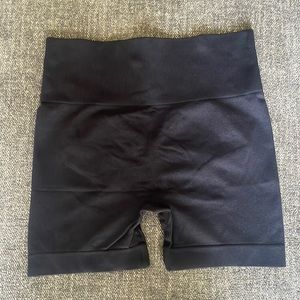 NWOT Solid Black High-Waist Biker Short